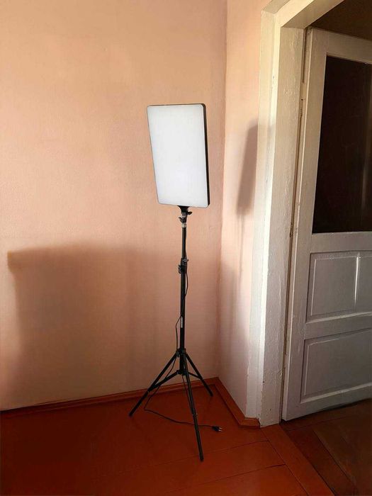 ВідеоСвітло + Штатив