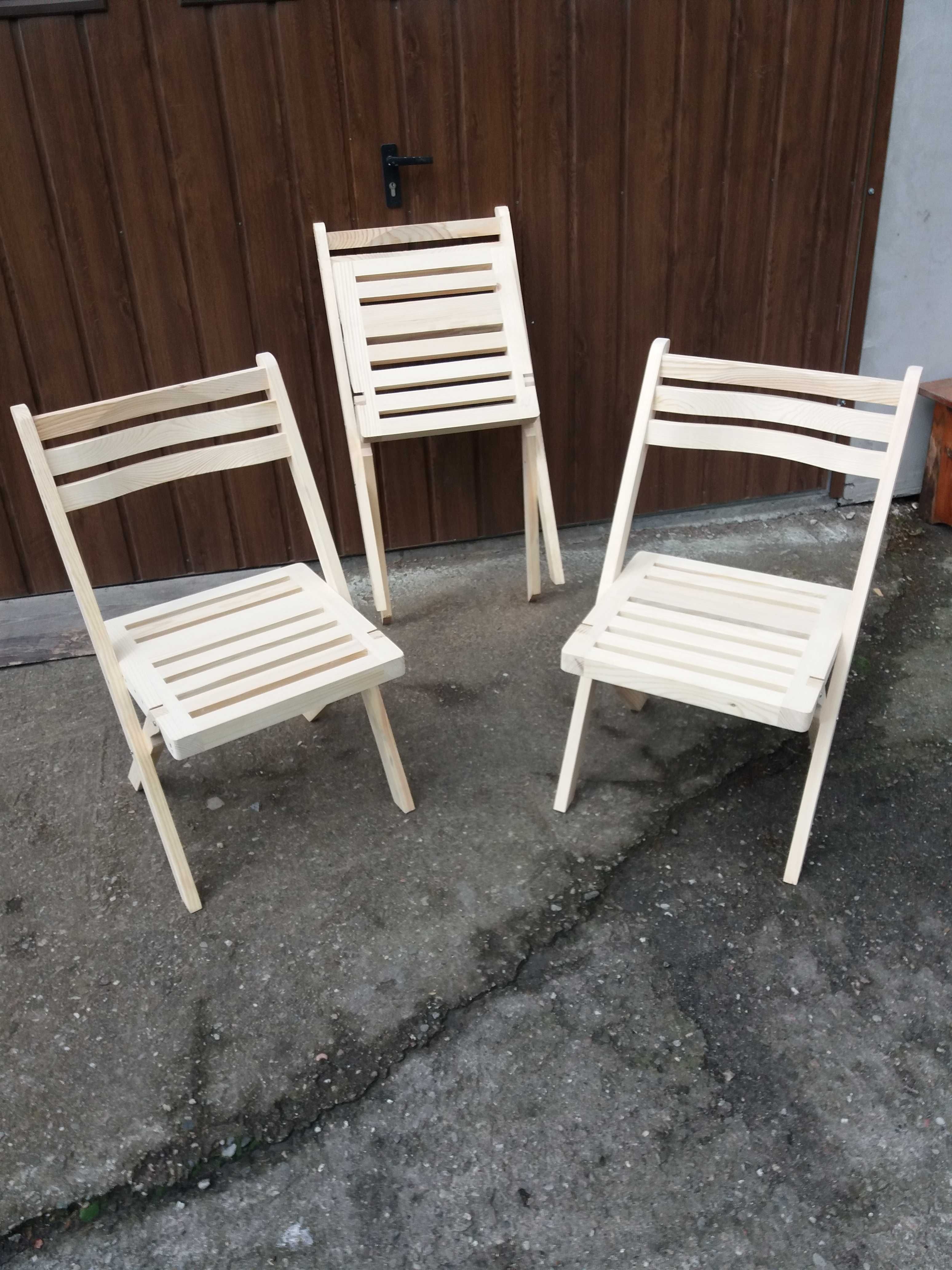Stolik i krzesła ogrodowe
