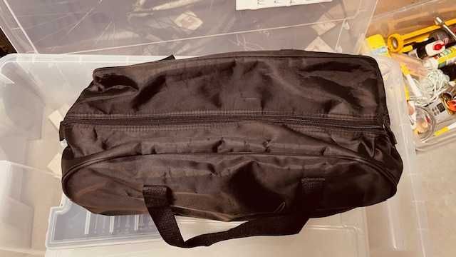 Saco de viagem preto
Saco de viagem preto