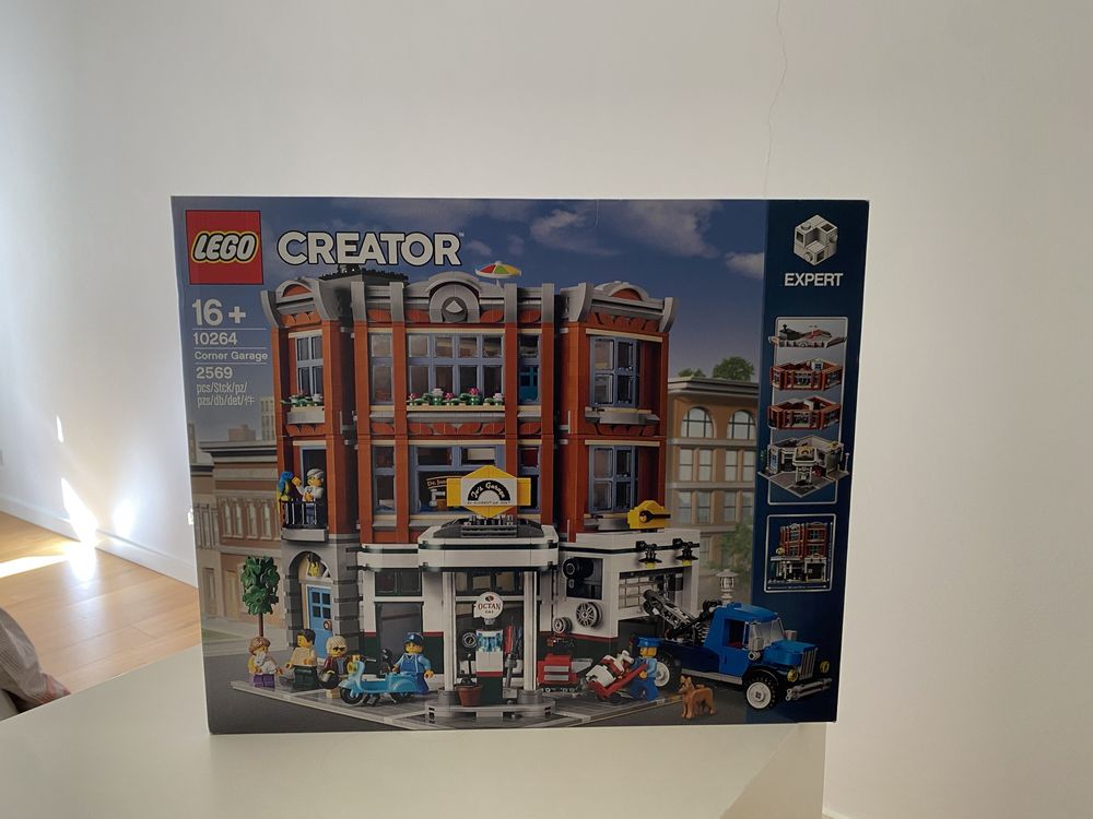 Lego 10264 Corner Garage