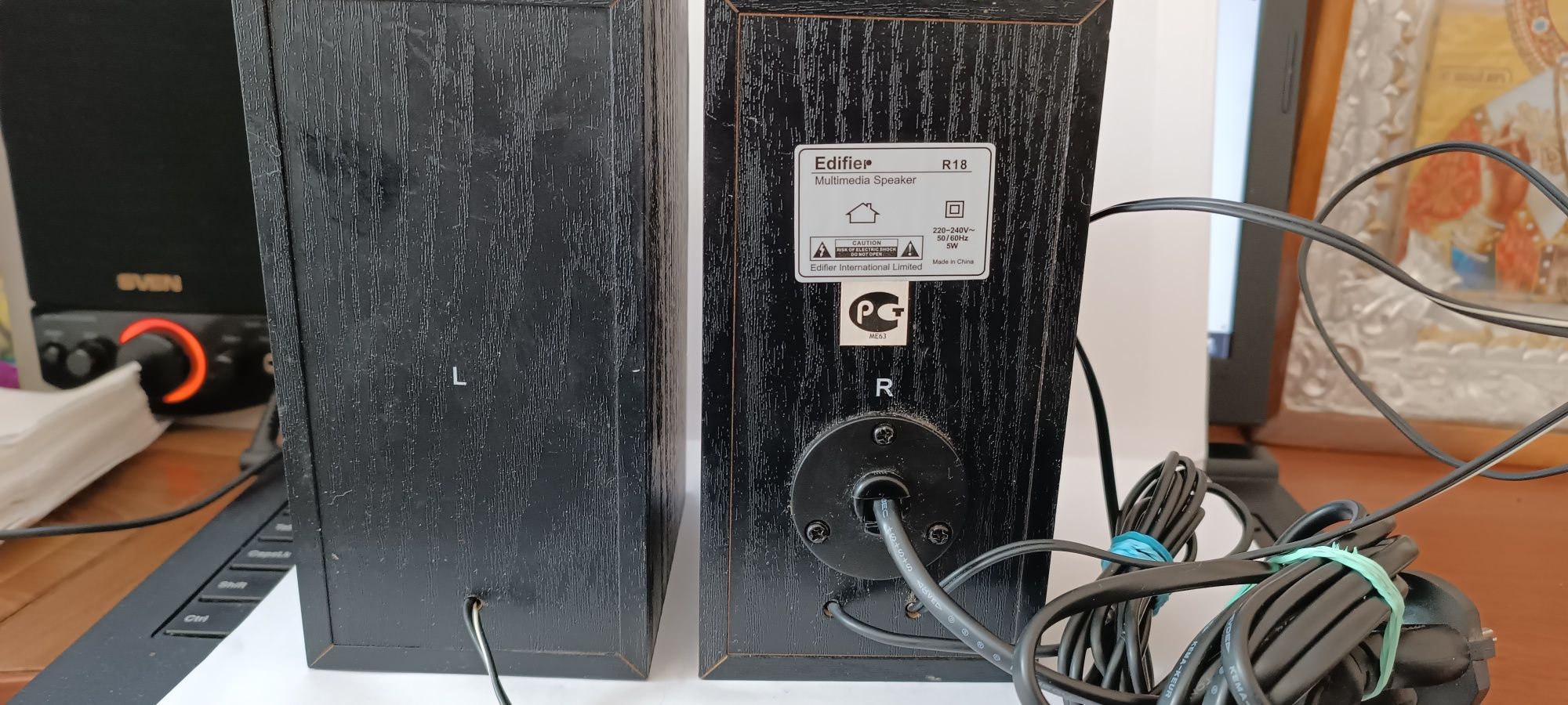 Продам Акустику система EDIFIER R18