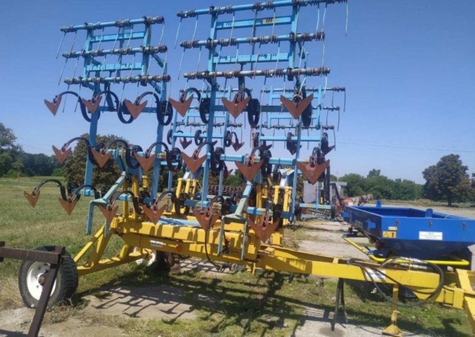 Культиватор КП-6, МАКСИМ, трьохрядний з гребінкою, АГРОТЕХ, 2015 р,в