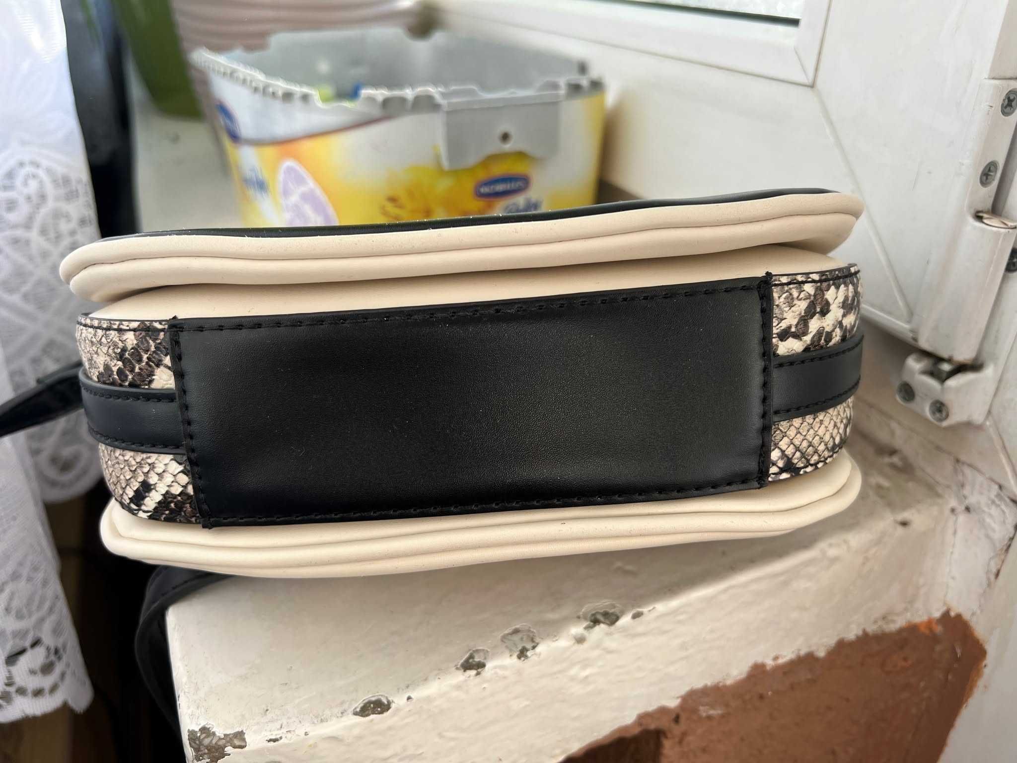 ALDO – Qerramas – Torebka crossbody w kolorze neutralnym w wężowy wzór