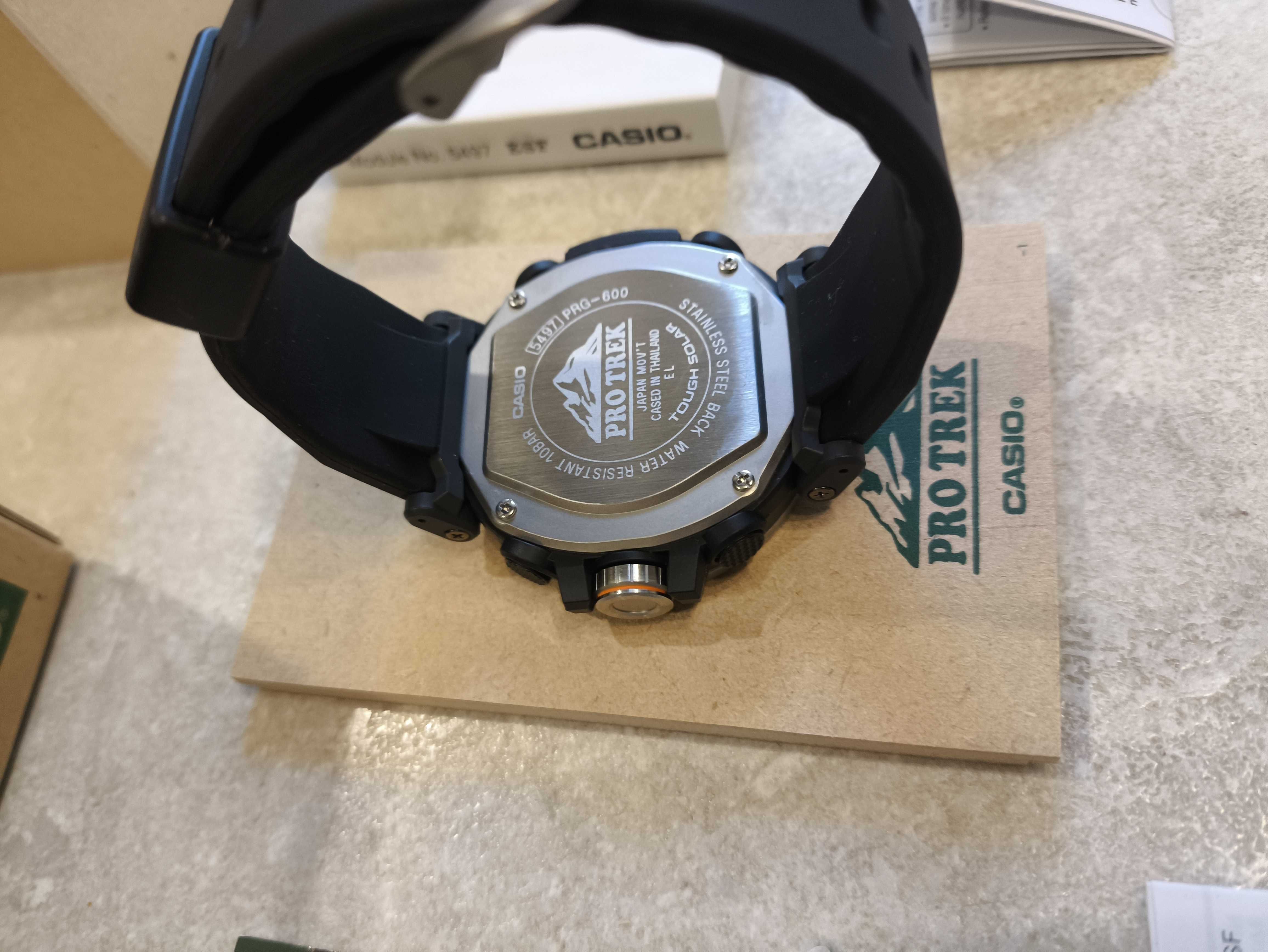 Casio ProTrek prg-600 - компас, высотомер, солнечная батарея - НОВЫЕ!