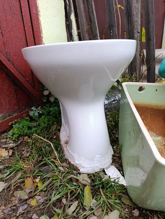 Продам Унітази для Будівельників