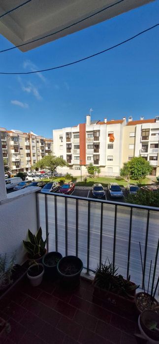 Apartamento T2 à Venda – Reboleira - Atalaia, Águas Livres