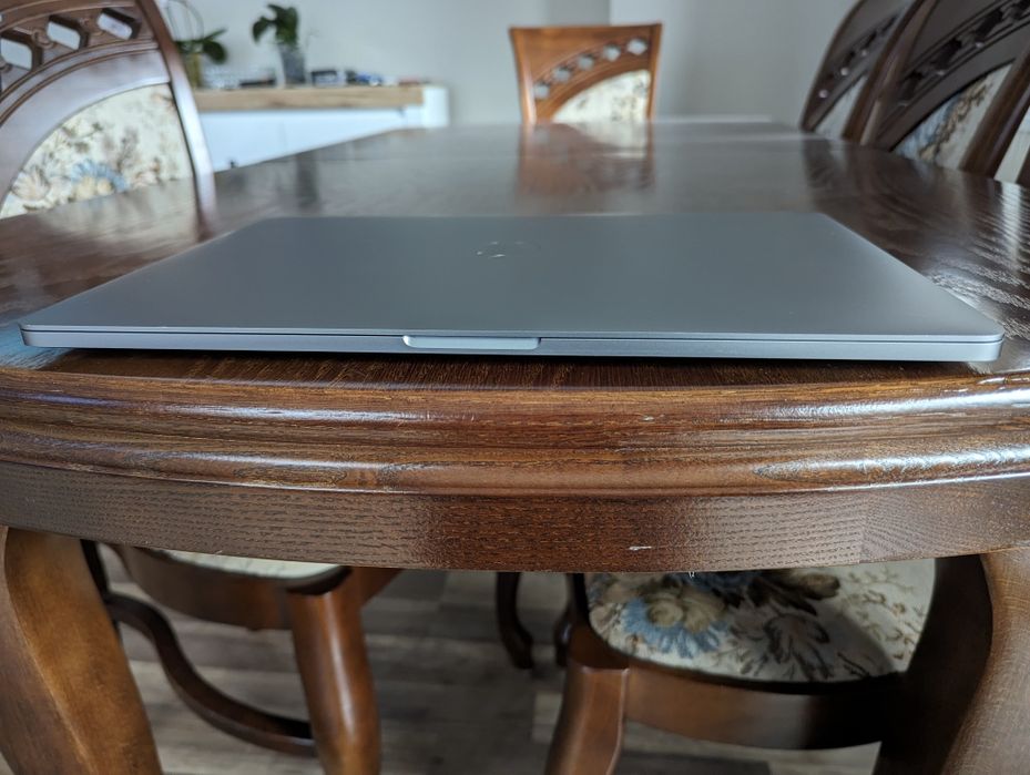 Laptop MacBook Pro 16 2019 A2141 16/512GB