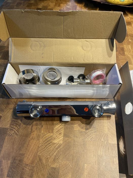 Torneira wc  duche, classica, nucleo de valvula prateada