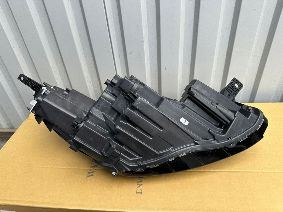 lampa przod przednia ford kuga mk3 lift lifting 2024-2025