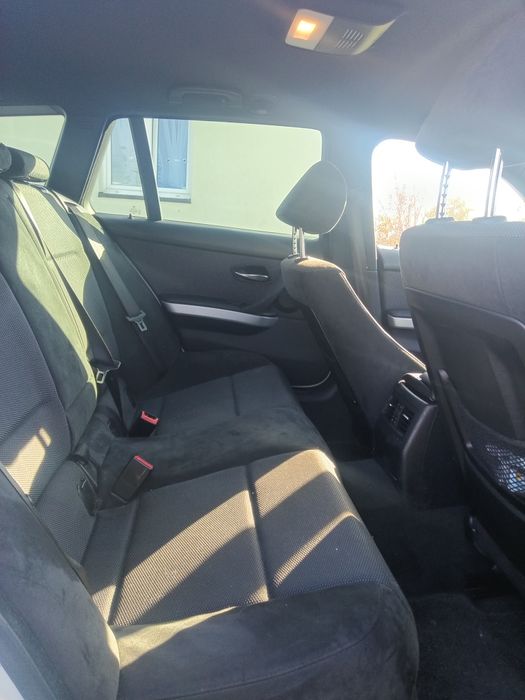 Sprzedam piękną BMW E91 2.0 d M pakiet zew. I wew.