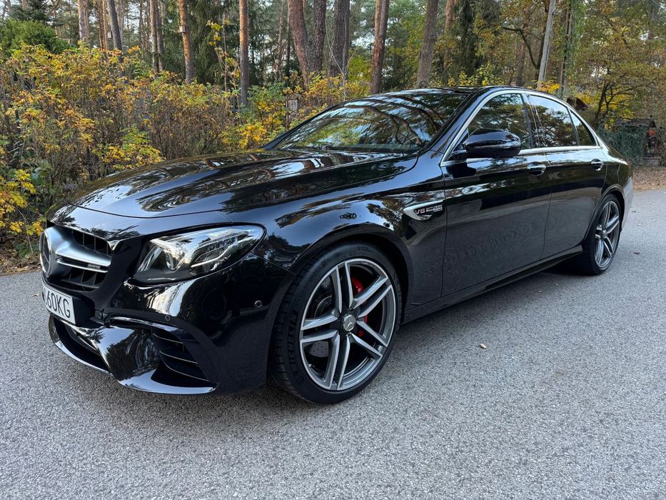 Mercedes-Benz Klasa E 63 AMG I Japonia I Oryginalny lakier