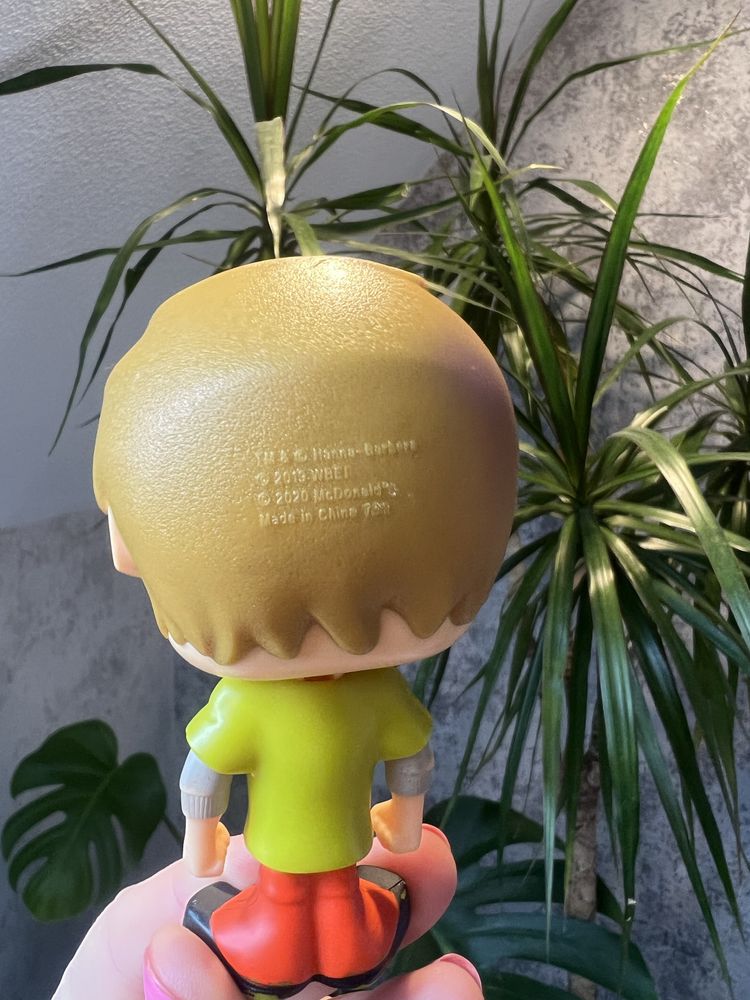 Scooby doo Shaggy McDonald's 2021 toy figure Bobble head