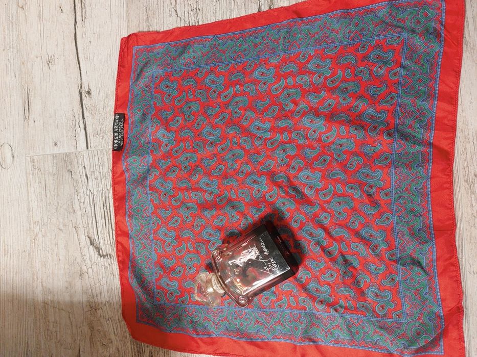 Giorgio Armani 100% шовк