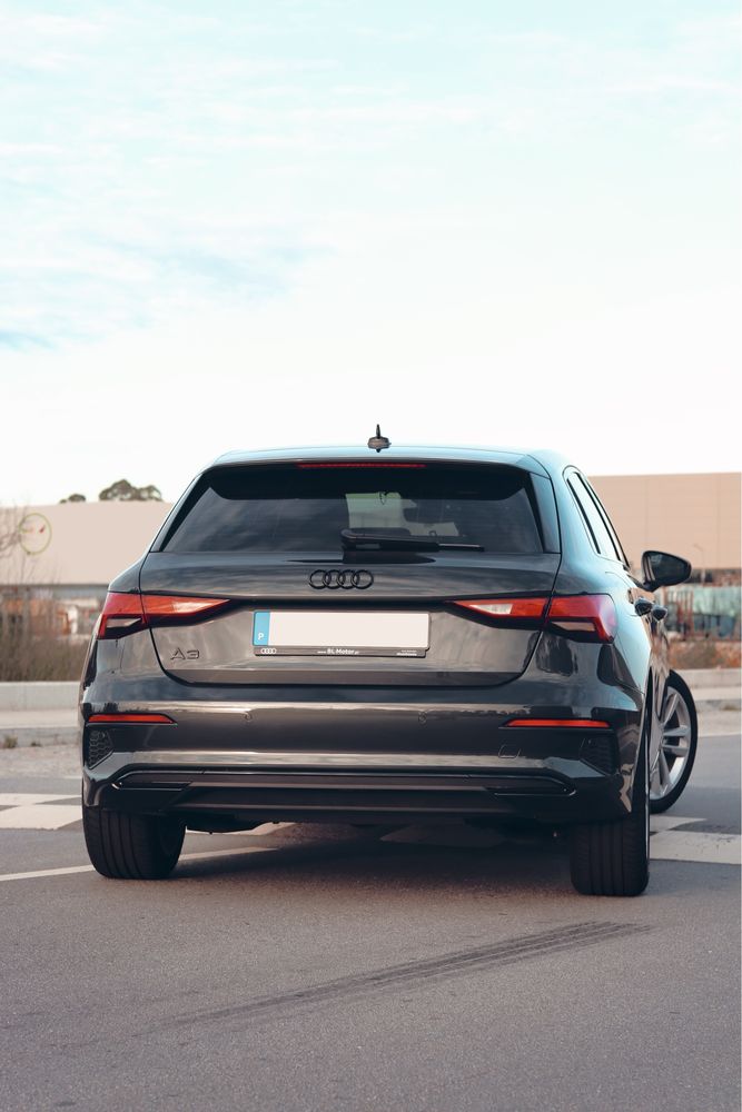 Párachoques Traseiro + Spoiler Audi A3 8Y (2020/2024)