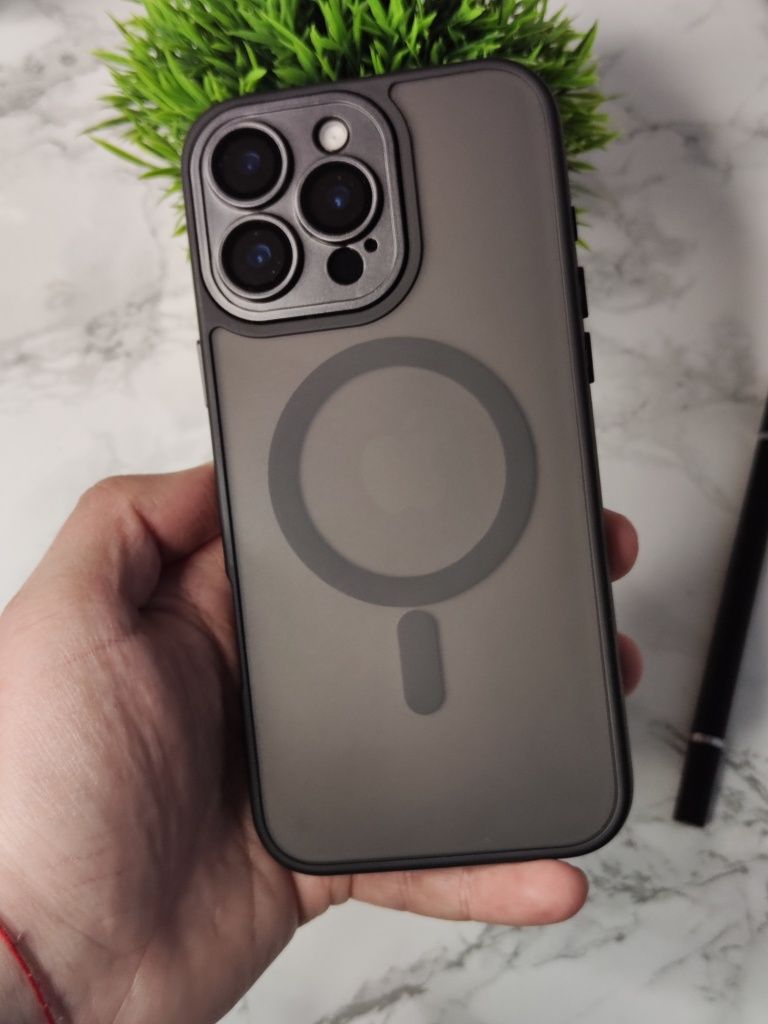 Чехол Matt Lens на iPhone 16 матовый с линзами чохол матовий з лінзами