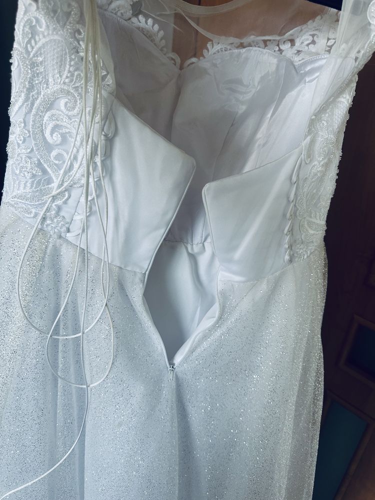 Весільна сукня,свадебное платье белое пышное с блестками