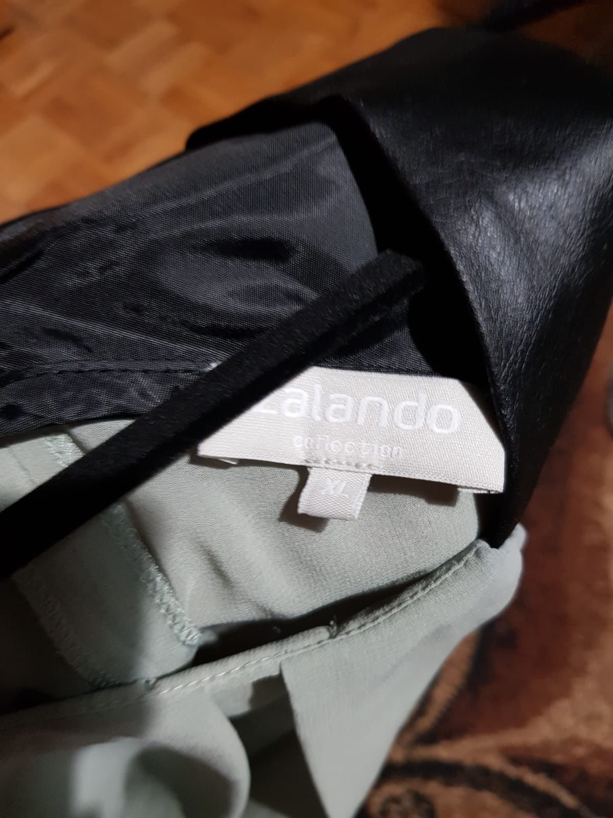 Bluzka ZALANDO rozm M/L