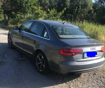 vendo audi A4 2.0 tdi