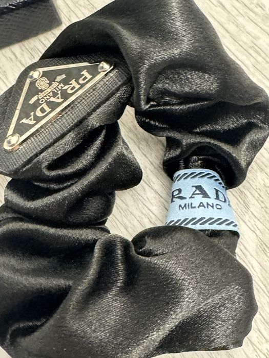 резинка  для волос  прада