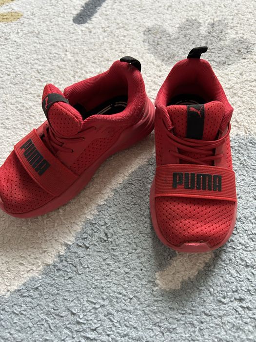 Buty sportowe pumy rozmiar 25