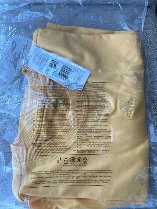 T-Shirt Amarela Lisa Adidas