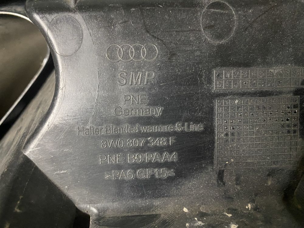 Końcówka wydech Audi A4 B9 Lewa i prawa strona kompletne