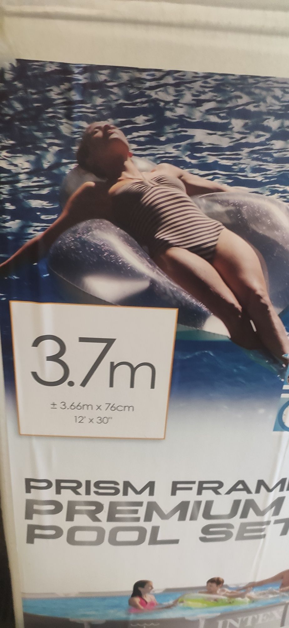Piscina Intex 3,66m x 76cm com bomba e capa
