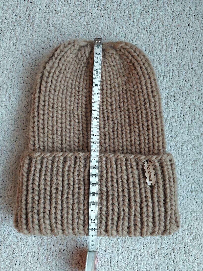Czapka zimowa handmade ręcznie robiona 100% wełna beż NA PREZENT