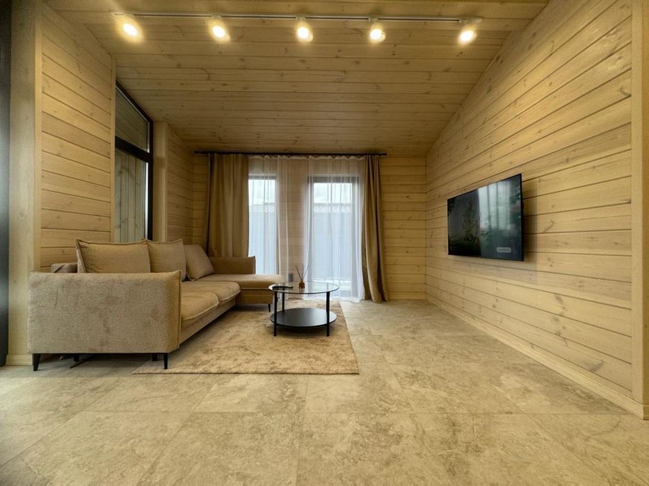 Оренда будинка з басейном Мануфактура Рославичи Васильків