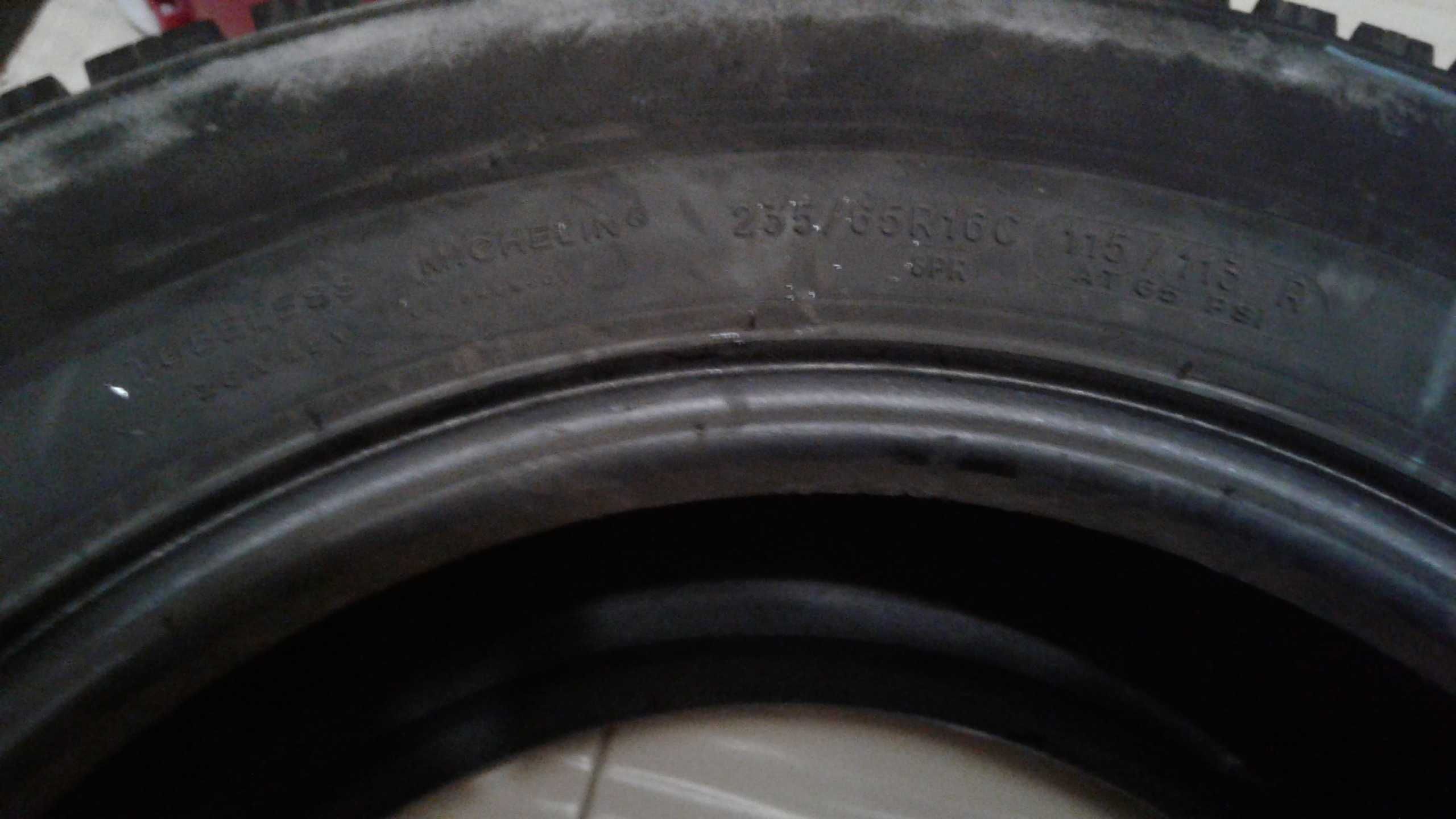 Opony Michelin AGILIS ALPIN 235/65/16C M+S