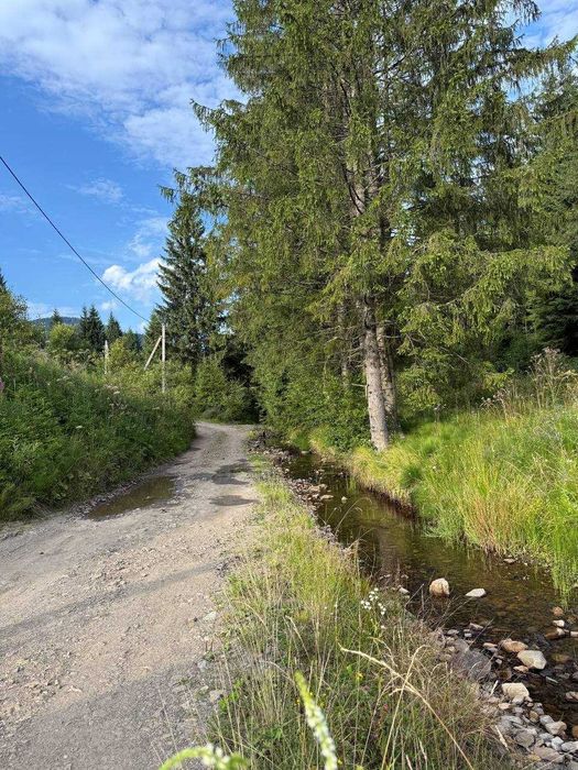 Незавершене будівництвопід готель, гори Вишків