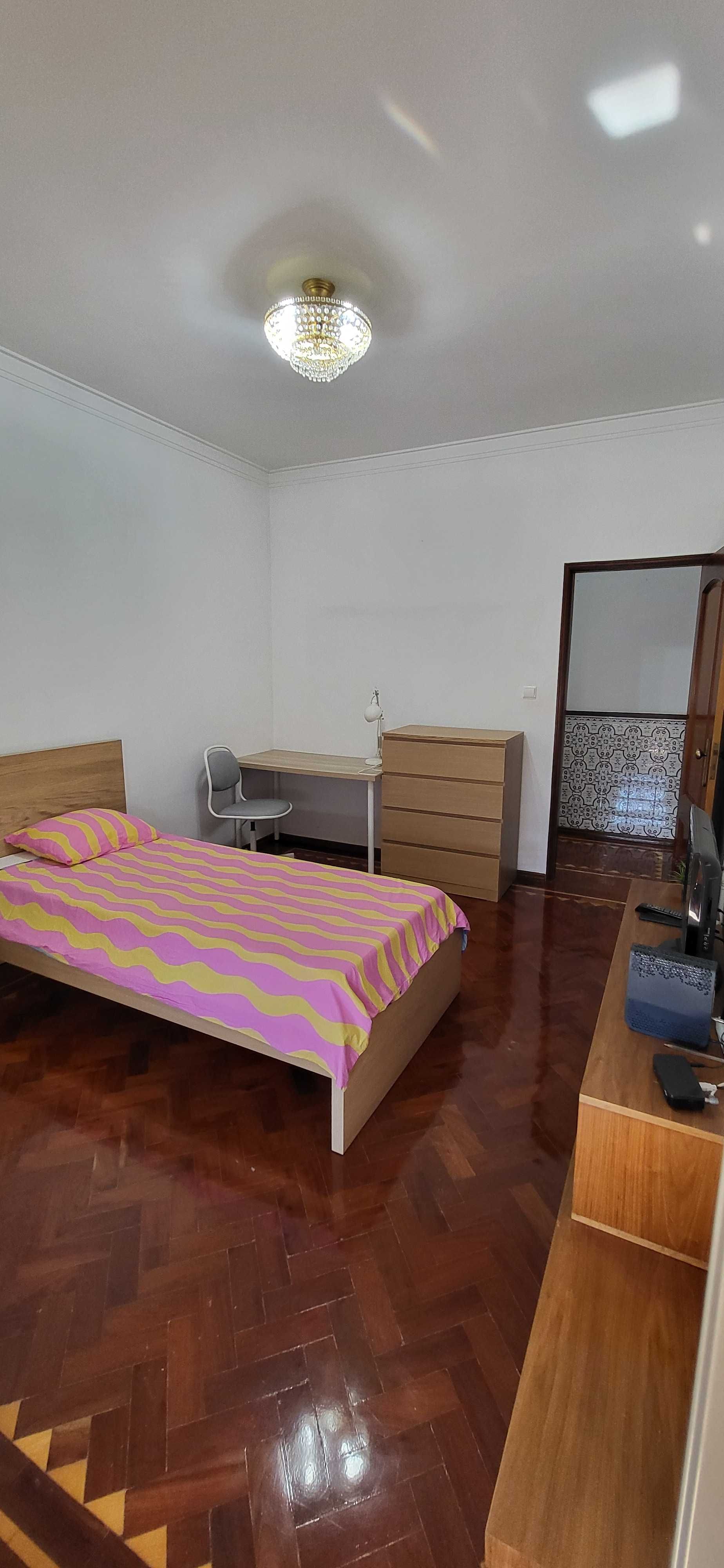 QUARTOS ESTUDANTES