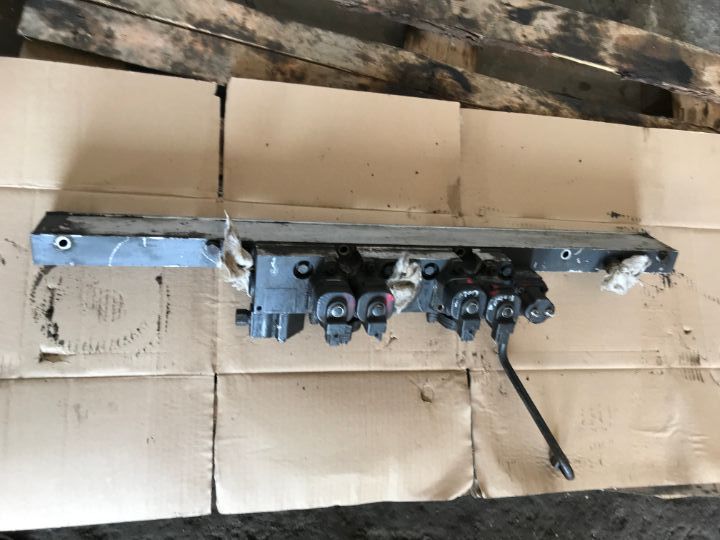 Listwa paliwa Scania R kompletna