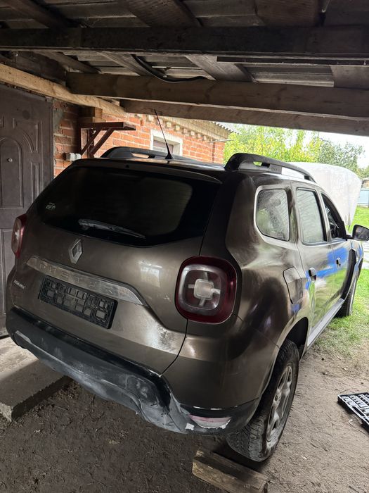 Кузов кузовщина четвертя Renault Duster 1.5 K9K Рено Дастер