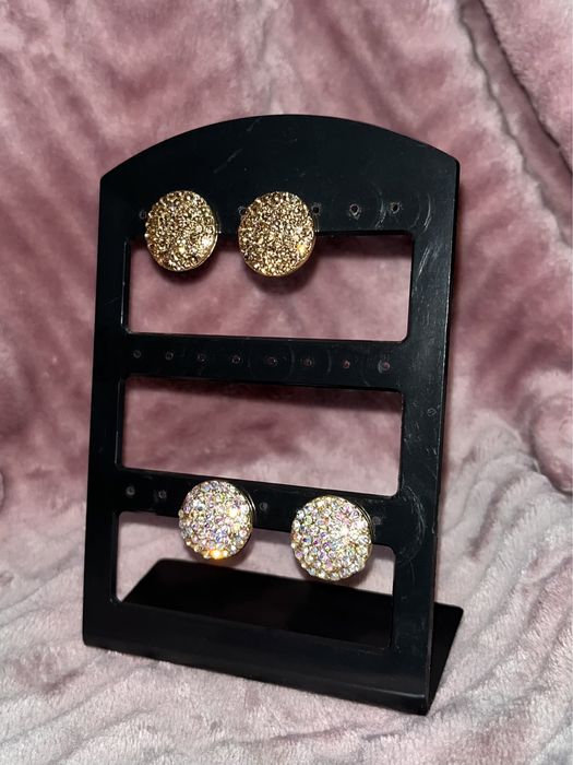 Brincos novos - em duas cores