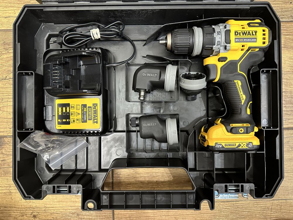 Wiertarko-wkrętarka DeWalt DCD703 / bateria 3AH / DCB112 / 4 głowice