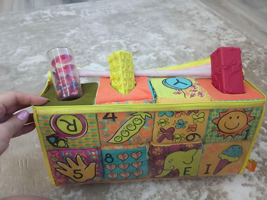 Розвиваючі кубики,сортери 8 шт.