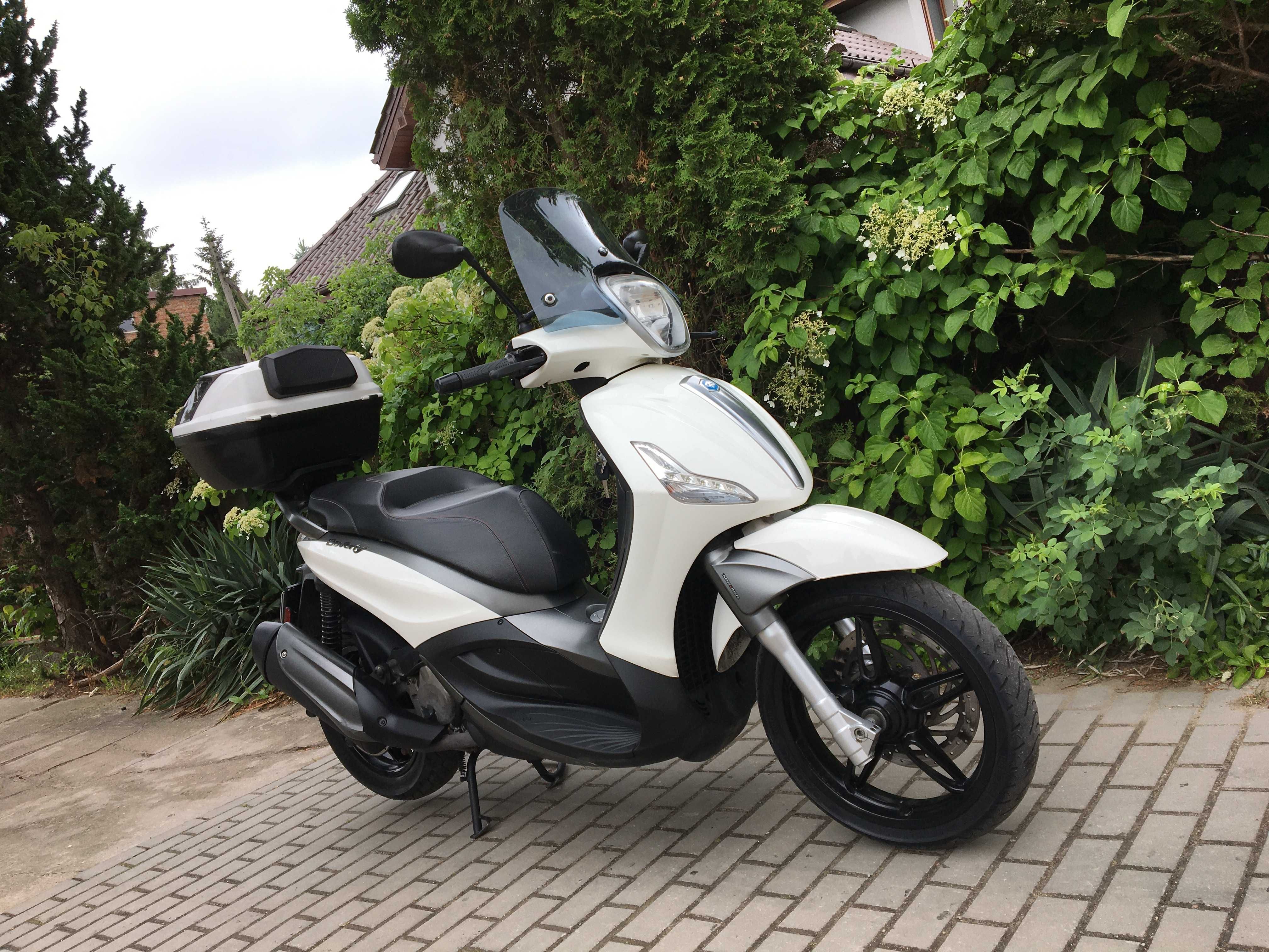 Piaggio Beverly 350/125 Gotowy do jazdy 2016r Skuter Kufer