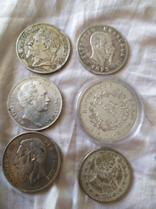 Монеты серебряные