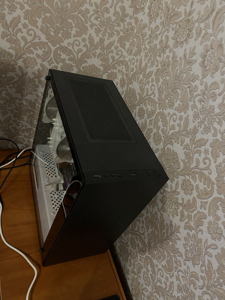 Продам ПК Ryzen 5 3600 32 gb ddr4 gtx 1070 8 gb