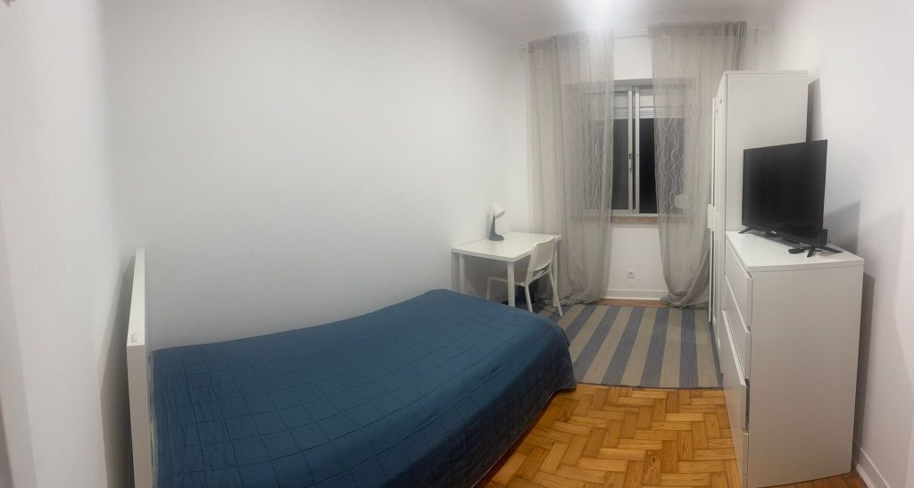 Quarto para arrendar para Senhoras 400€ dispensa calção