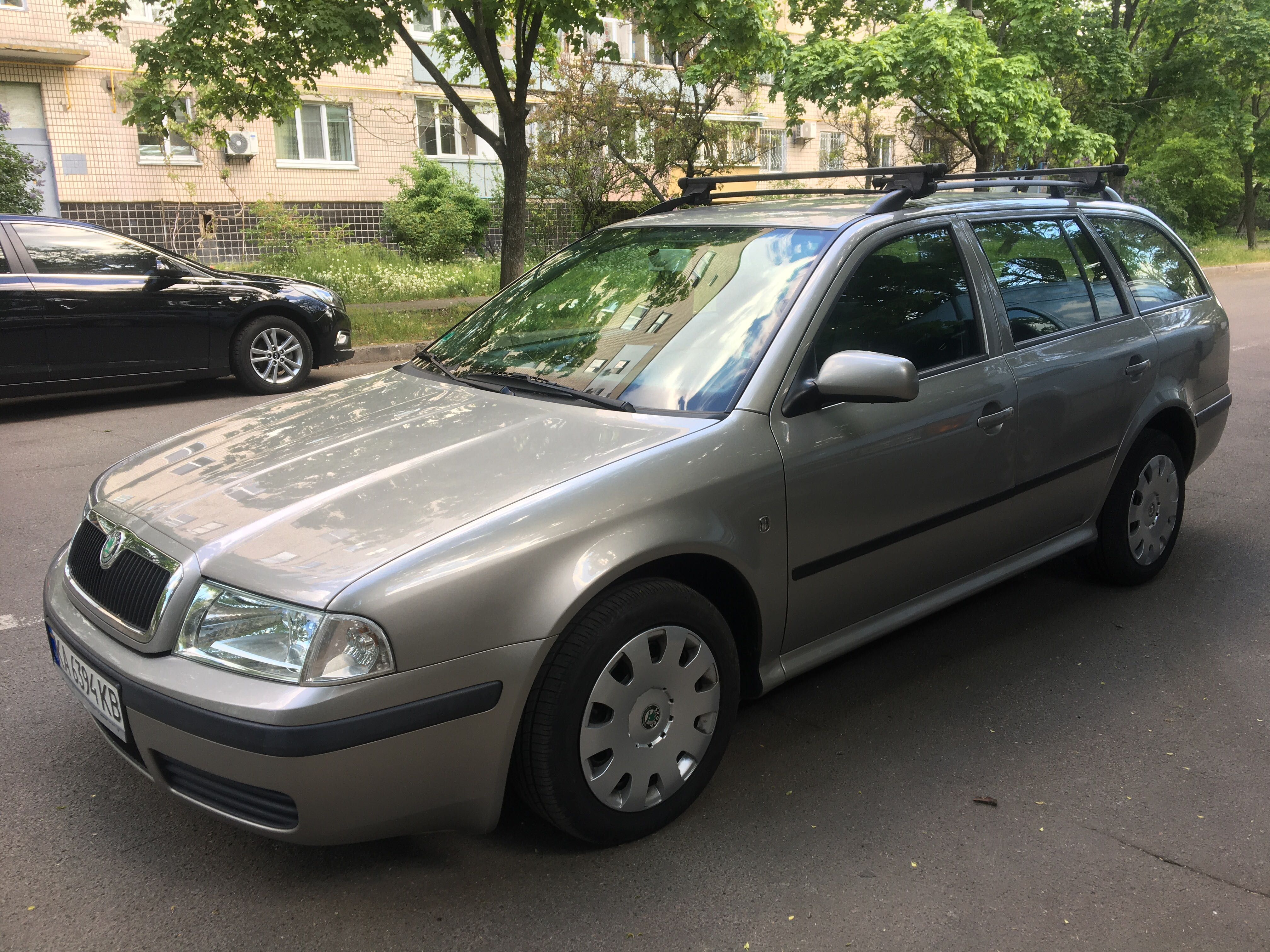 Skoda octavia 1.6 бензин