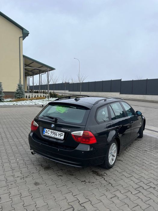 Продам BMW E91 2007р пробіг 335 км повністю обслуговування деталі за т