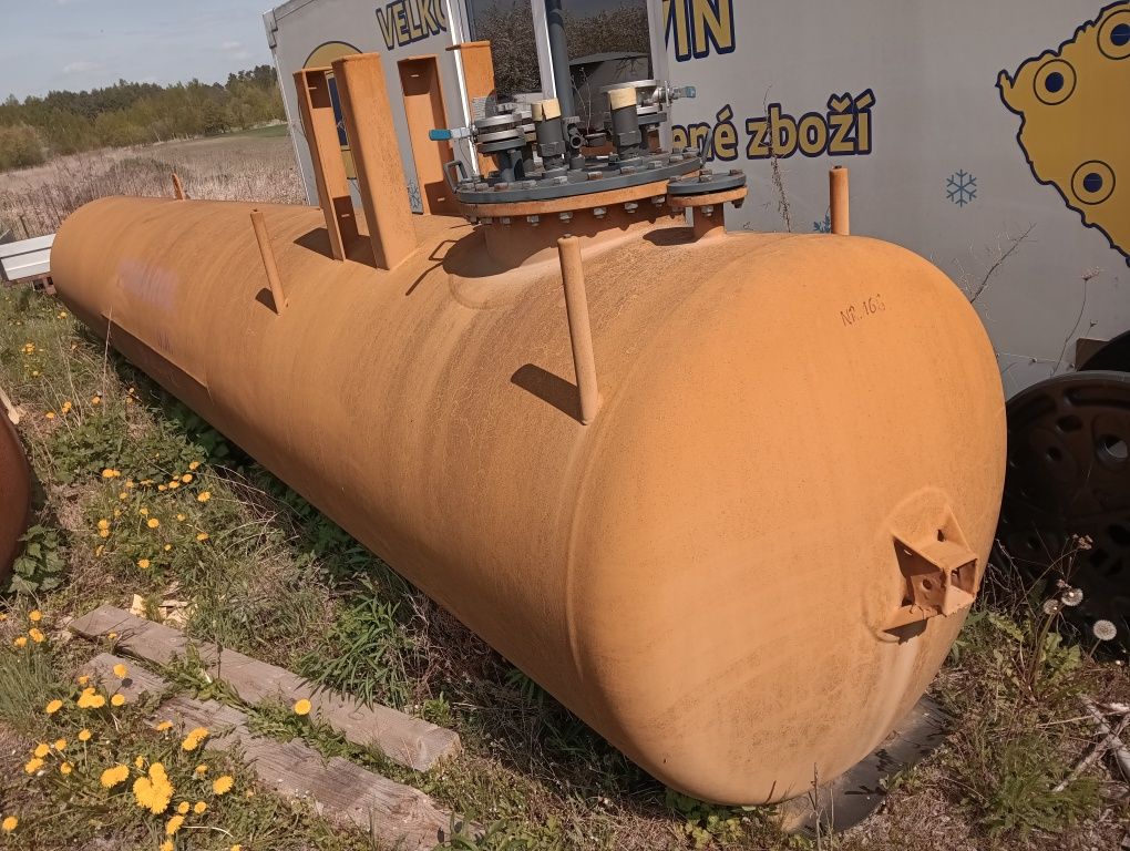 Zbiornik podziemny do  gazu propan butan poj: 9200l