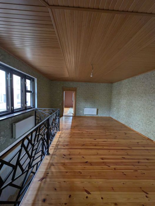 Оренда  БУДИНКУ !Зарядка для електромобіля!