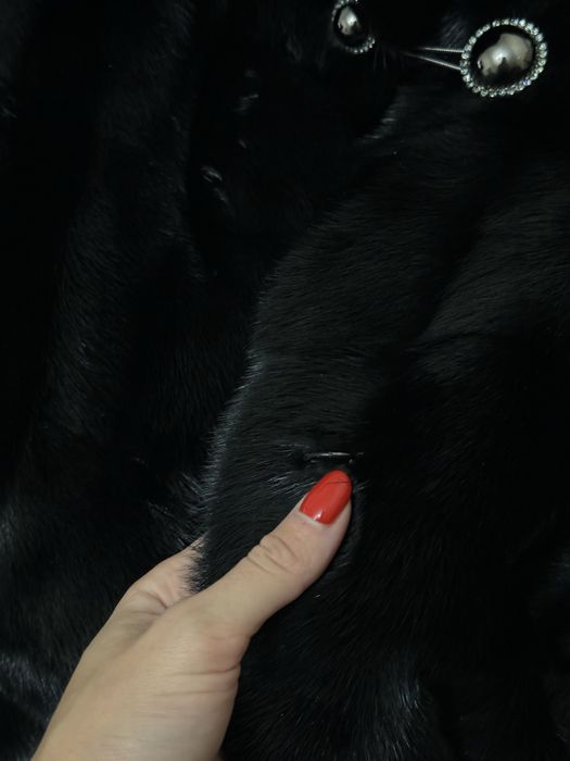 Норкова шуба (справжнє хутро)