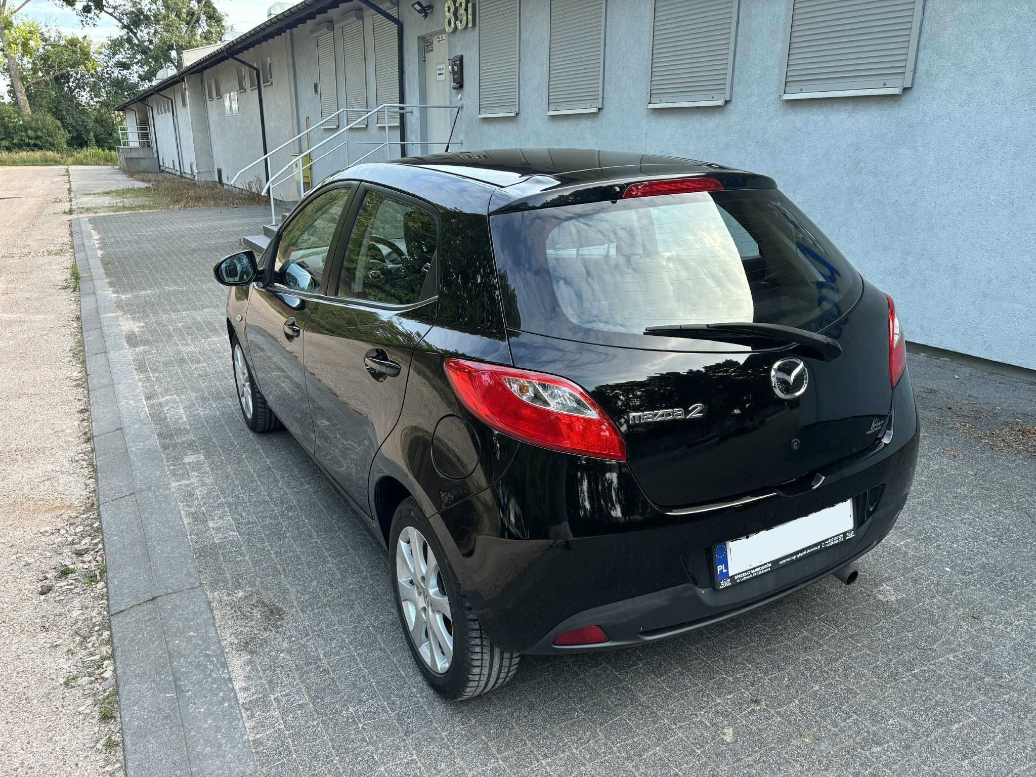 Mazda 2 1.4benz 2011r, niski przebieg,klimatyzacja,podgrzewane fotele