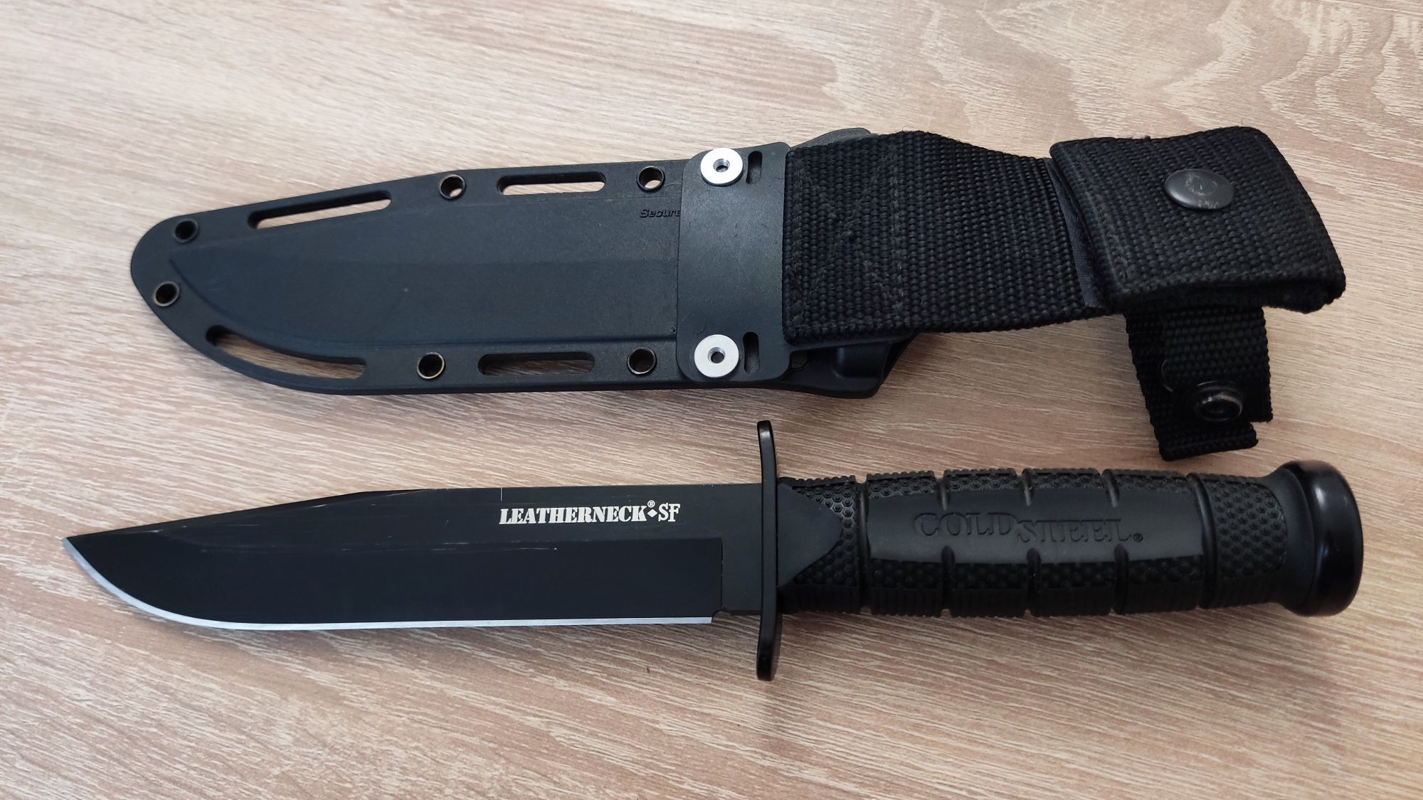 Nóż Cold Steel Leatherneck SF D2
