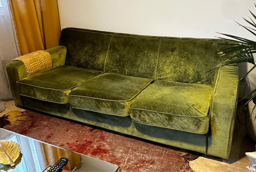 Sofa como novo.