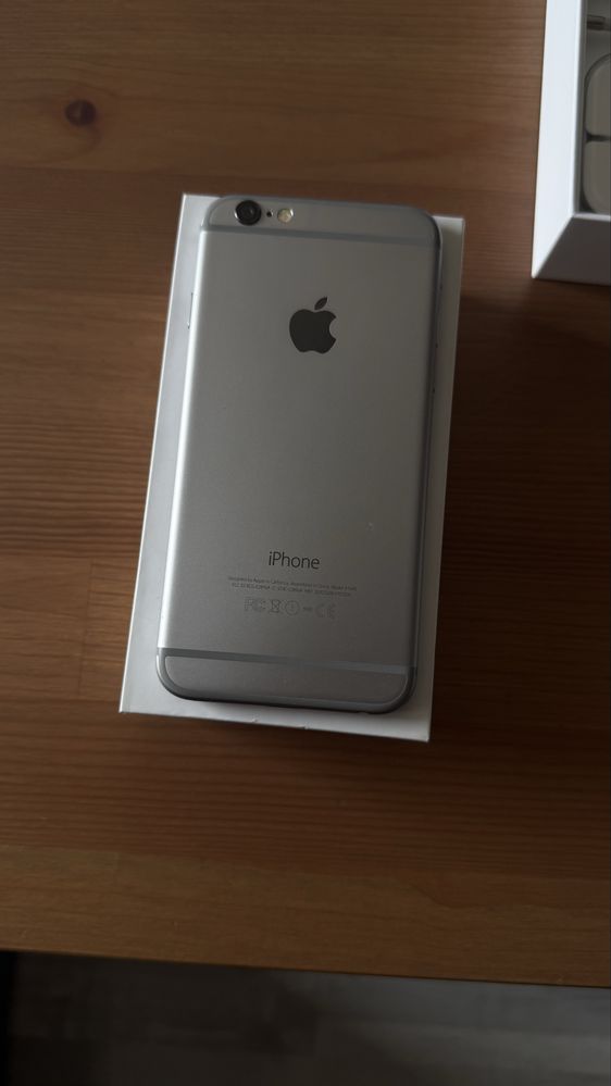 Iphone 6 space grey 16GB, caly zestaw. Sprawny 100%.
